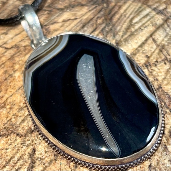 Dark Botswana Agate Pendant - Picture 5 of 11